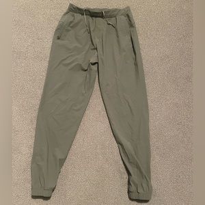 Men’s Lululemon surge jogger